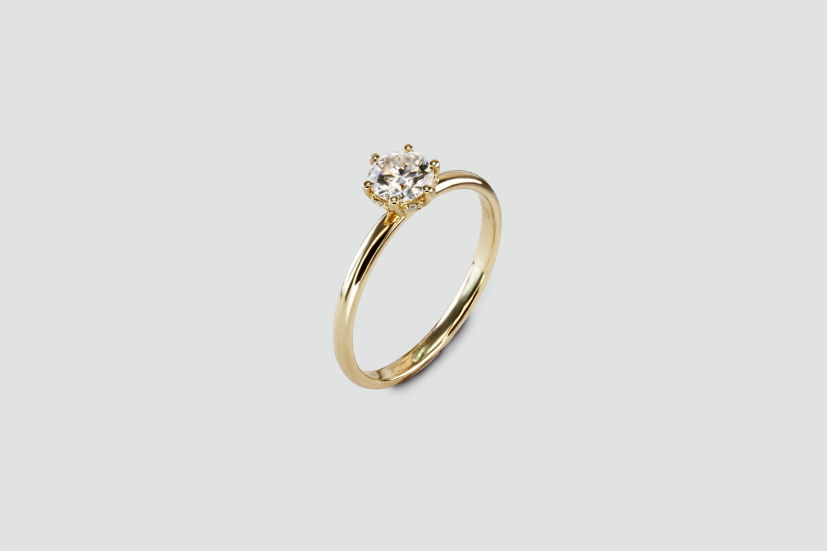 moissanite gold ring 2025